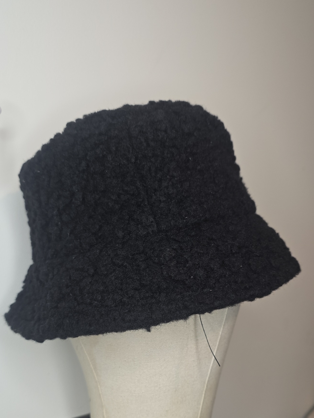 Black Faux Shearling Bucket Hat - Brand Unspecified